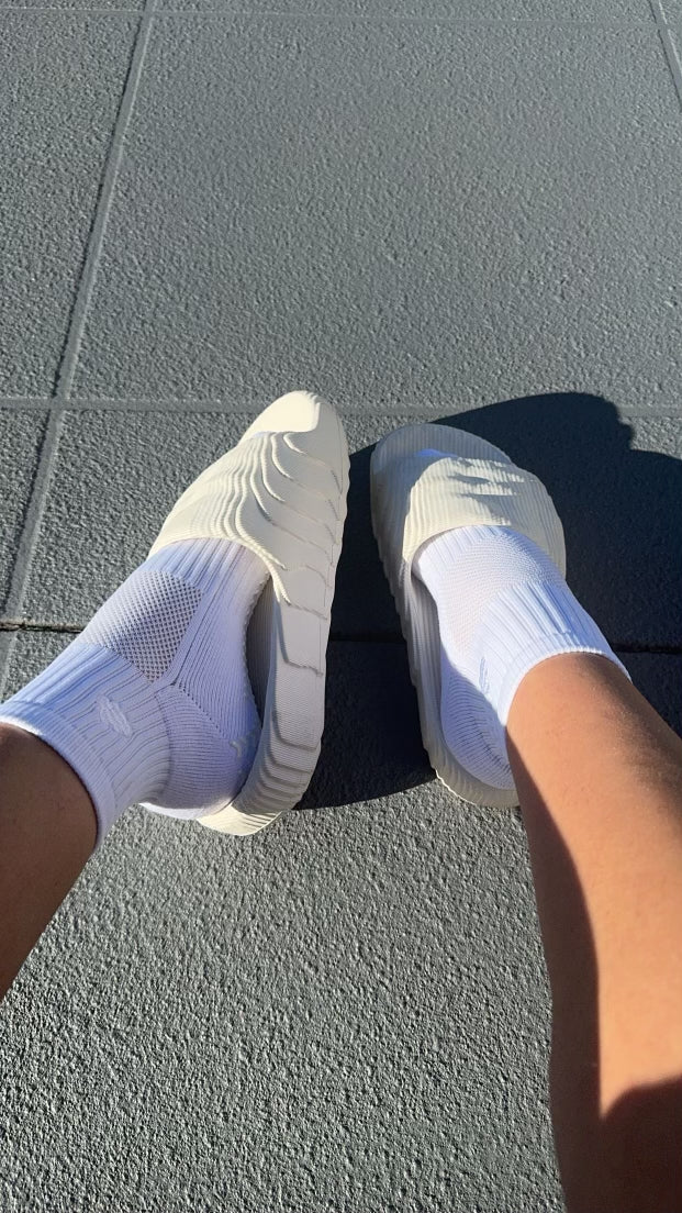 Pilates Grip Socks - Cloud-9